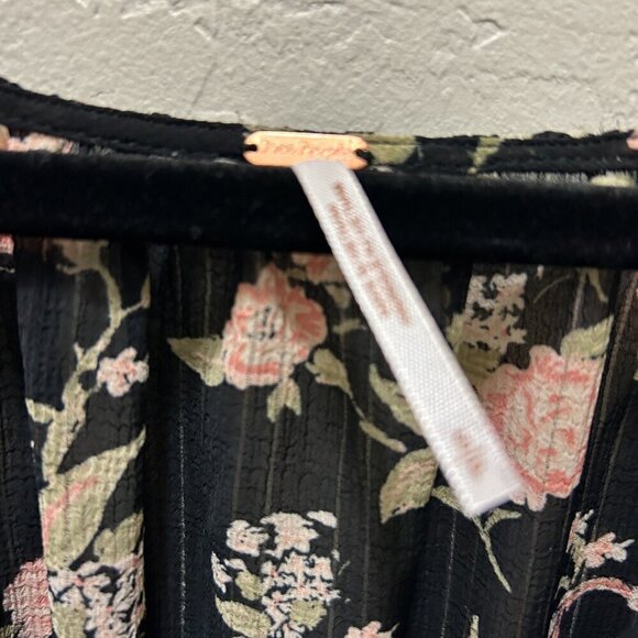 Free People Cropped Women's Final Rose Blouse Size Small Bohemian - Picture 2 of 12